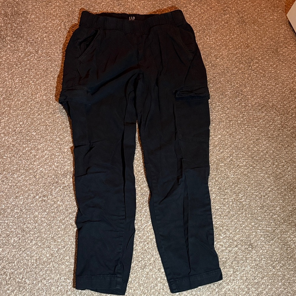 GAP Women's Black Cargo Pants